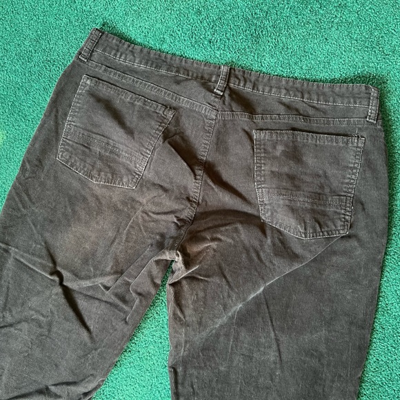 Kenneth Cole Reaction Corduroy 36x30 - Picture 5 of 9